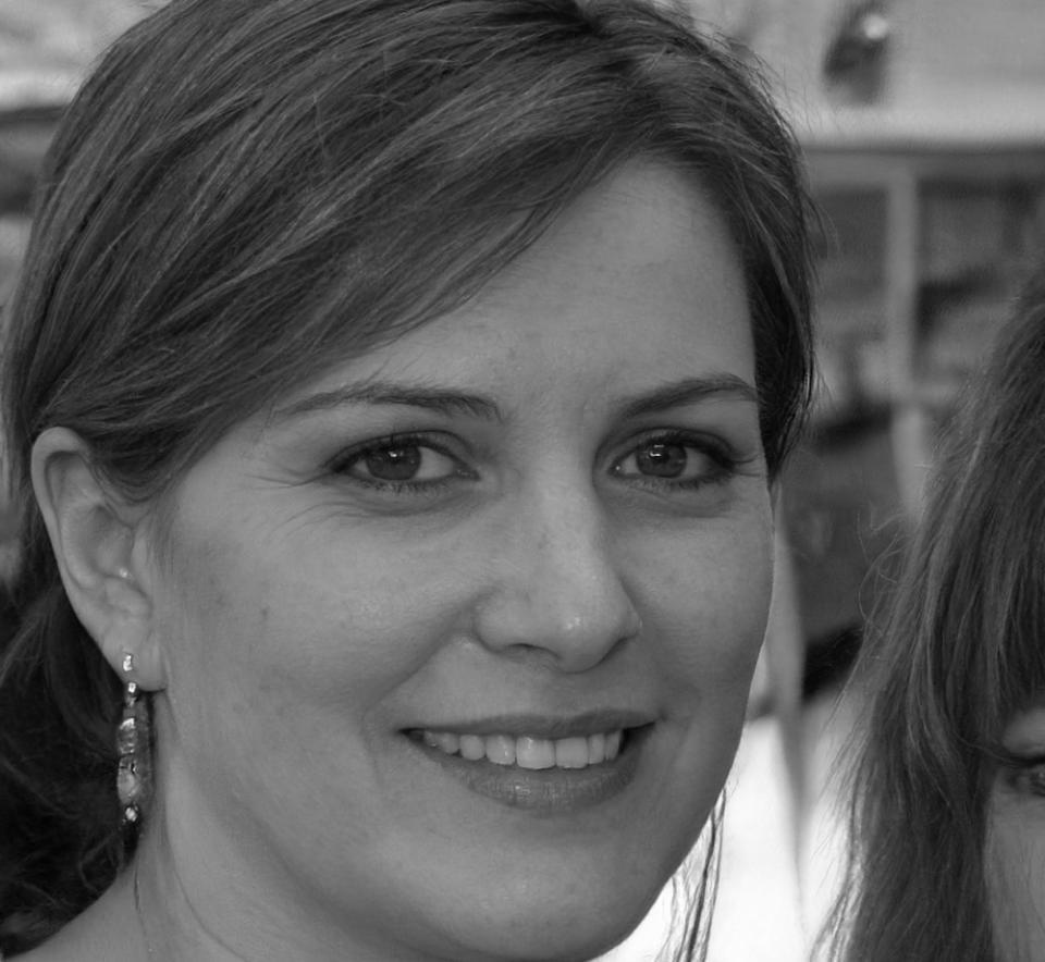 Professional floral design mentor